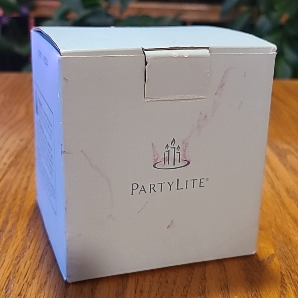 Partylite Snowflake Tealight Holder - Picture 8 of 9